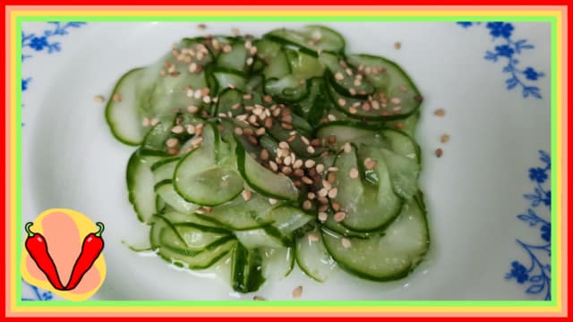 Sunomono - pepino japonês agridoce Sunomono - pepino japonês agridoce